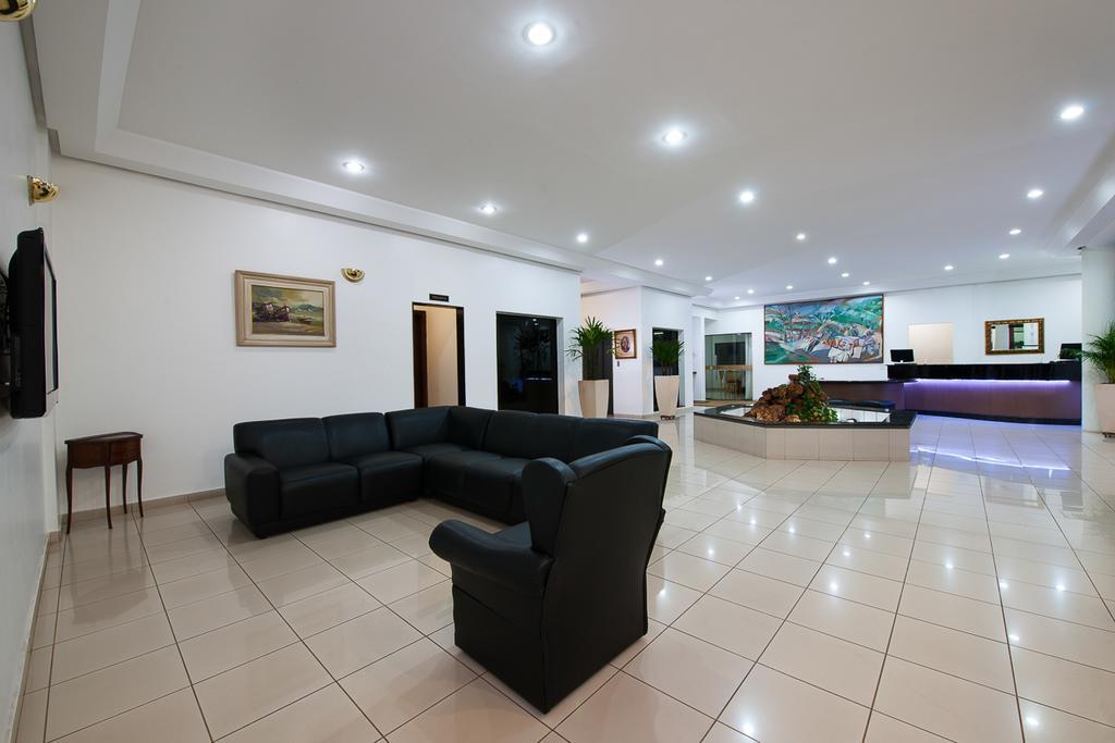 Carlton Plaza Hotel Uberlândia מראה חיצוני תמונה