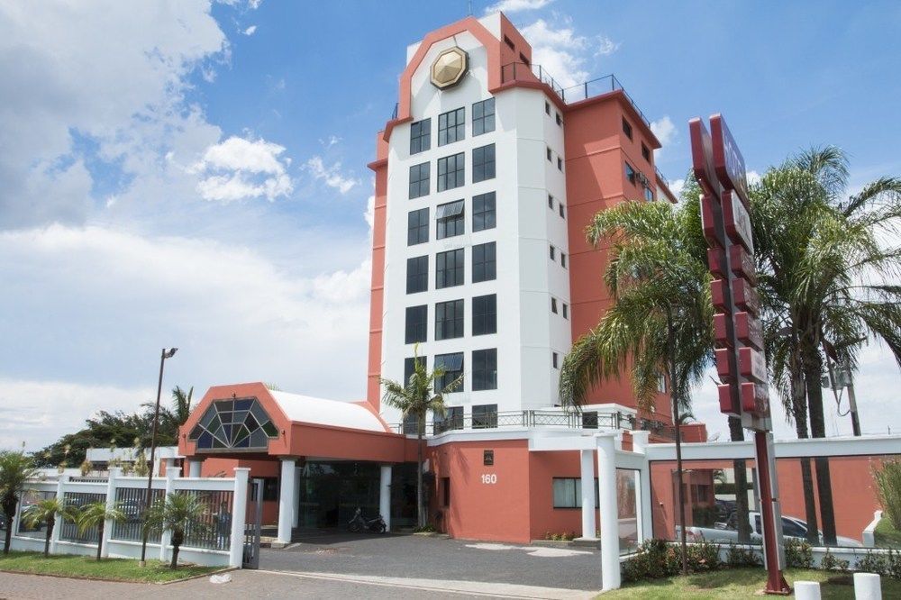 Carlton Plaza Hotel Uberlândia מראה חיצוני תמונה